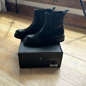 Frye Ella Moto Chelsea Boot
